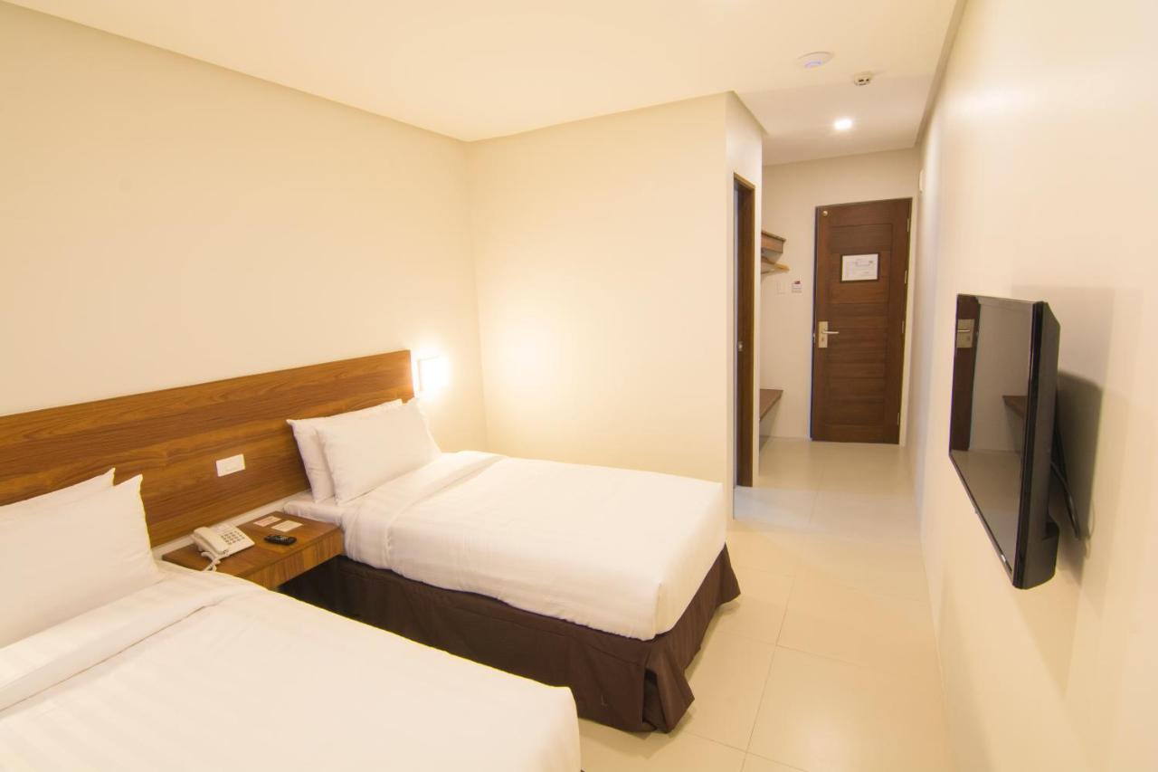 Mango Suites Cauayan Ngoại thất bức ảnh